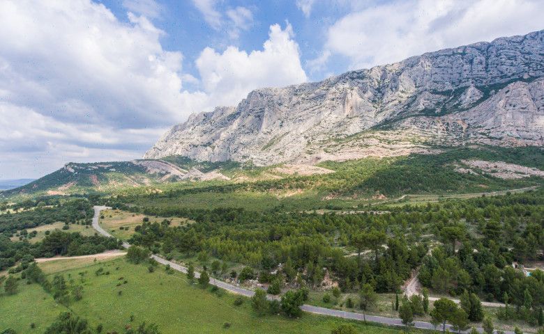 La montagne Sainte-Victoire, Provence